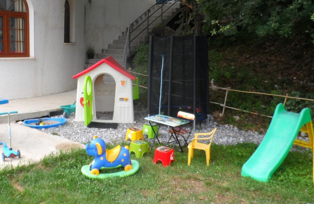 Pataki Guesthouse Petrovac Exterior photo