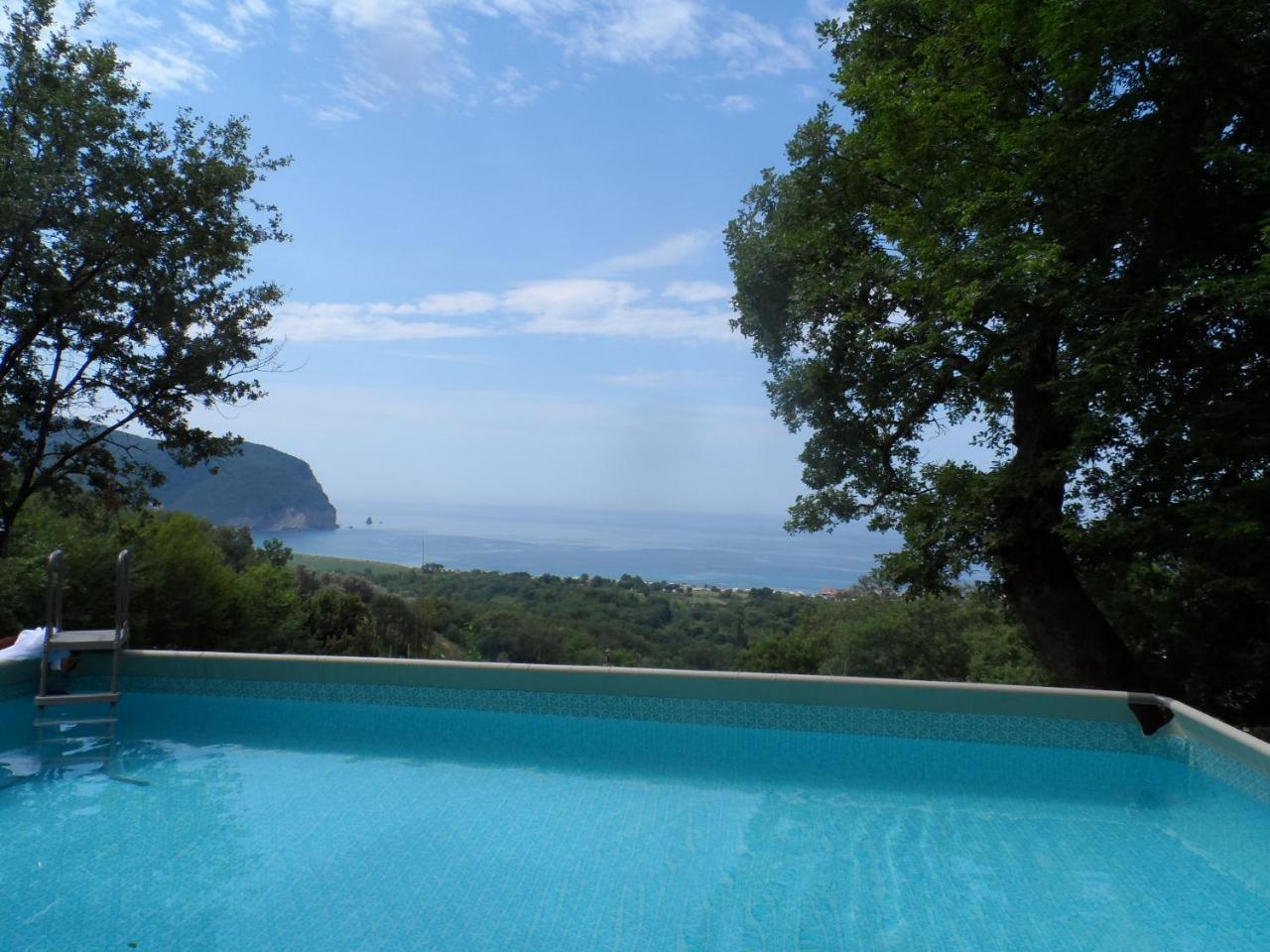 Pataki Guesthouse Petrovac Exterior photo